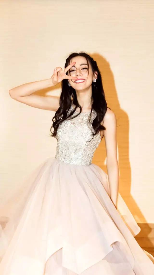 迪麗熱巴跑男最新一期,迪麗熱巴在跑男最新一期中的閃耀表現(xiàn)