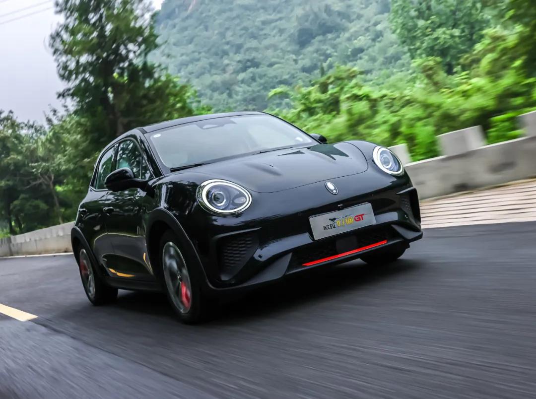 2021貓破解版最新版官網(wǎng)下載,警惕風(fēng)險(xiǎn)，拒絕非法下載，關(guān)于貓破解版最新版官網(wǎng)下載的真相揭示