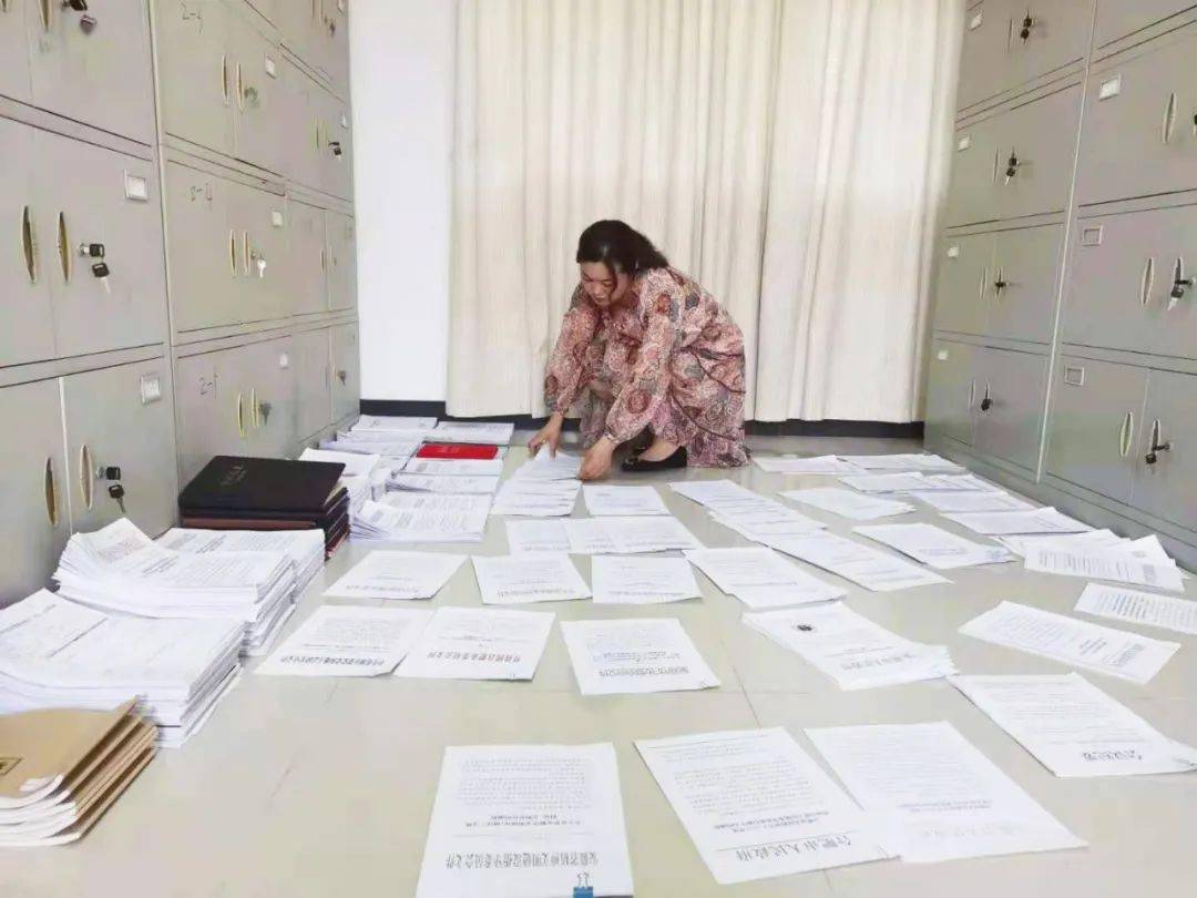 管家婆精準(zhǔn)資料大全免費(fèi)精華區(qū),管家婆精準(zhǔn)資料大全免費(fèi)精華區(qū)，探索與解析