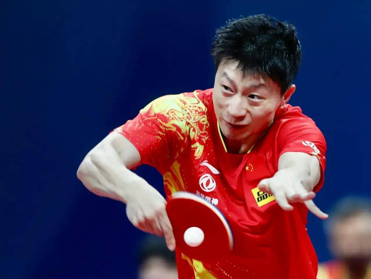 今晚上一特中馬澳門028期 06-13-23-27-28-32E：18,今晚上一特中馬澳門028期揭曉，數(shù)字組合為，06-13-23-27-28-32E，18。這個(gè)組合背后蘊(yùn)含著無限的神秘與期待，無數(shù)人的目光聚焦在這一時(shí)刻，期待著幸運(yùn)之神的降臨。本文將圍繞這一主題展開，探討彩票背后的文化現(xiàn)象、人們的心理期待以及理性對(duì)待彩票的態(tài)度。